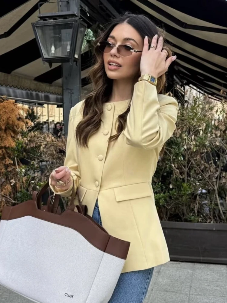 Missuoo, женское однобортное пальто с круглым вырезом и длинными рукавами, 2025 г., стильная желтая приталенная куртка, женская верхняя одежда для пригородных поездок
Missuoo, женское однобортное пальто с круглым вырезом и длинными рукавами, 2025 г., стильная желтая приталенная куртка, женская верхняя одежда для пригородных поездок