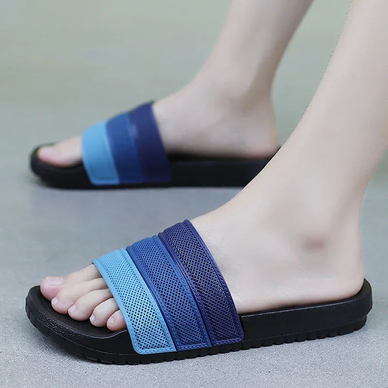 Summer Men Slippers Gradient Design Sandals Outdoor Clogs Soft Beach Slippers Comfortable Casual Indoor Home Shoe For Male 38-47
Summer Men Slippers Gradient Design Sandals Outdoor Clogs Soft Beach Slippers Comfortable Casual Indoor Home Shoe For Male 38-47