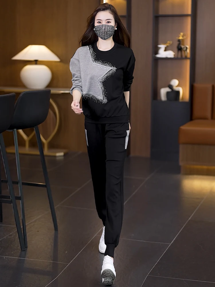 Autumn Winter Two-piece Set For Women 2023 O Neck Diamond Sweatshirt Tops And Pants Large Size Female Loose Cotton Sport Suits
Autumn Winter Two-piece Set For Women 2023 O Neck Diamond Sweatshirt Tops And Pants Large Size Female Loose Cotton Sport Suits