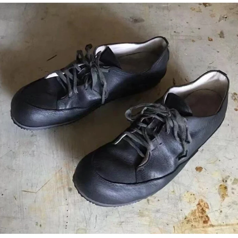 Men Vintage Black Lace-Up Round Toe Derby Shoes 2026 Retro Casual Walking Shoes Unisex Front Tie Flat Leather Shoes
Men Vintage Black Lace-Up Round Toe Derby Shoes 2026 Retro Casual Walking Shoes Unisex Front Tie Flat Leather Shoes