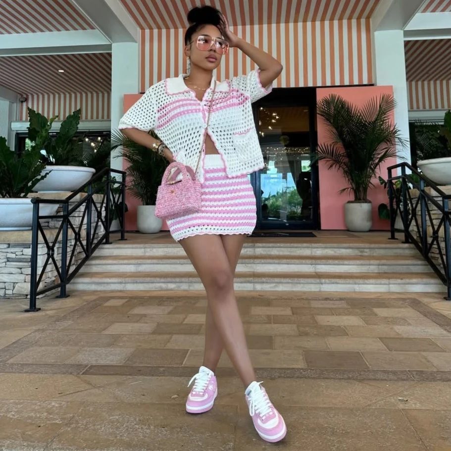 Two Piece Sets Women Skirt Set Turn Down Collar Knitted Tops Y2k Streetwear Elegant Short Skirts Dress Sets High Waist Summer
Two Piece Sets Women Skirt Set Turn Down Collar Knitted Tops Y2k Streetwear Elegant Short Skirts Dress Sets High Waist Summer