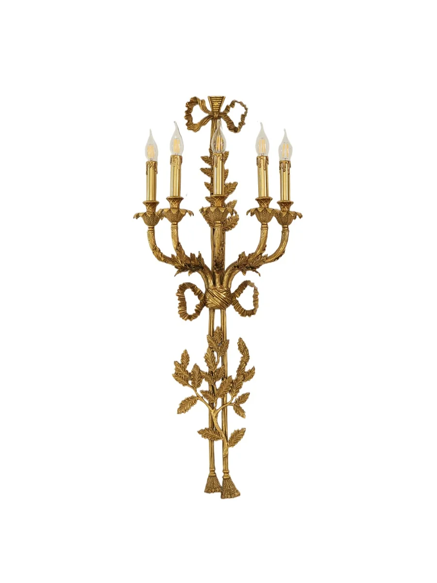 Dewaxing wall lamp European luxury retro staircase living room bedroom atmosphere palace villa hotel lamps
Dewaxing wall lamp European luxury retro staircase living room bedroom atmosphere palace villa hotel lamps