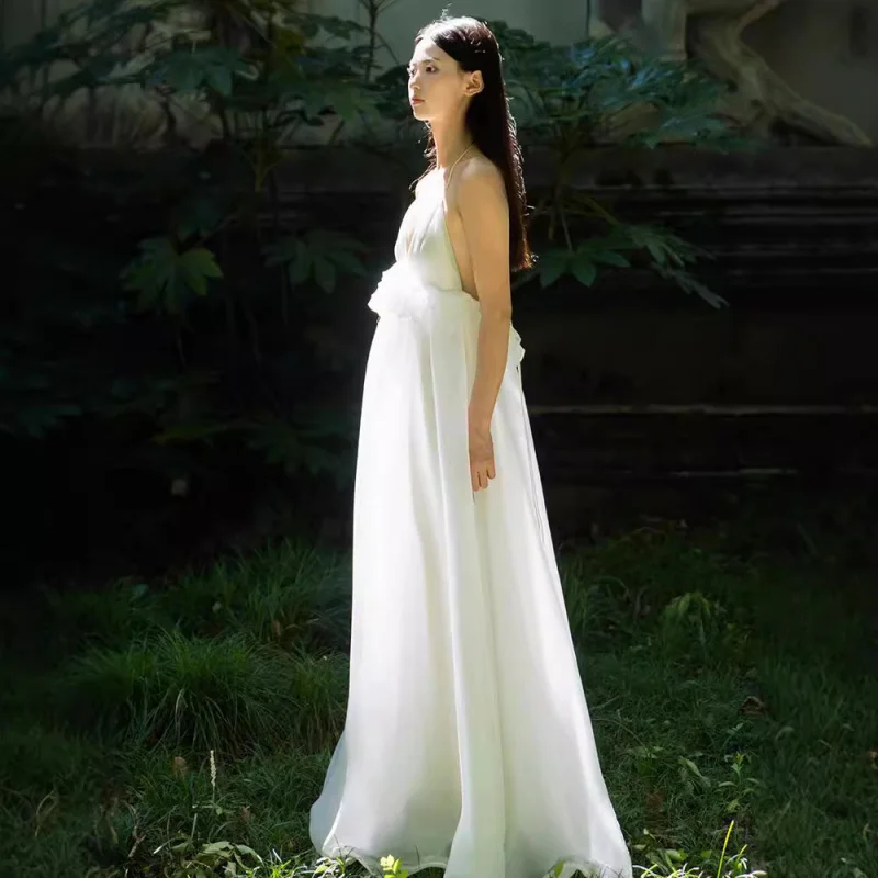 French Style White Simple Three-Dimensional DeepVHalter Neck Ruffled Bridal Robe Banquet Gown Vacation Travel Shoot Long Dress
French Style White Simple Three-Dimensional DeepVHalter Neck Ruffled Bridal Robe Banquet Gown Vacation Travel Shoot Long Dress