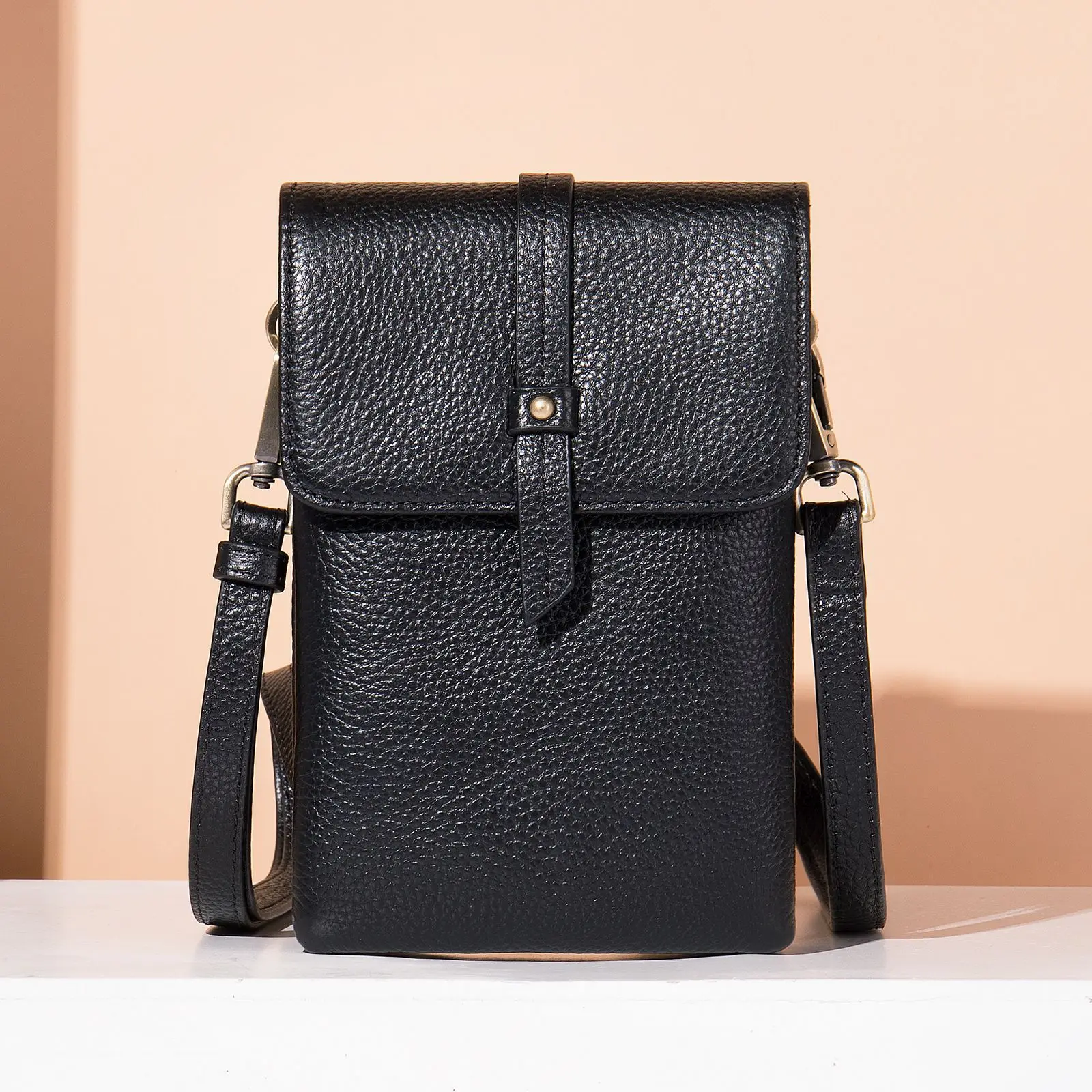 Genuine Leather Women Crossbody Bags Luxury Handbags Women Vertical Phone Bag Small Female Shoulder Bags Ladies Messenger Bag
Genuine Leather Women Crossbody Bags Luxury Handbags Women Vertical Phone Bag Small Female Shoulder Bags Ladies Messenger Bag