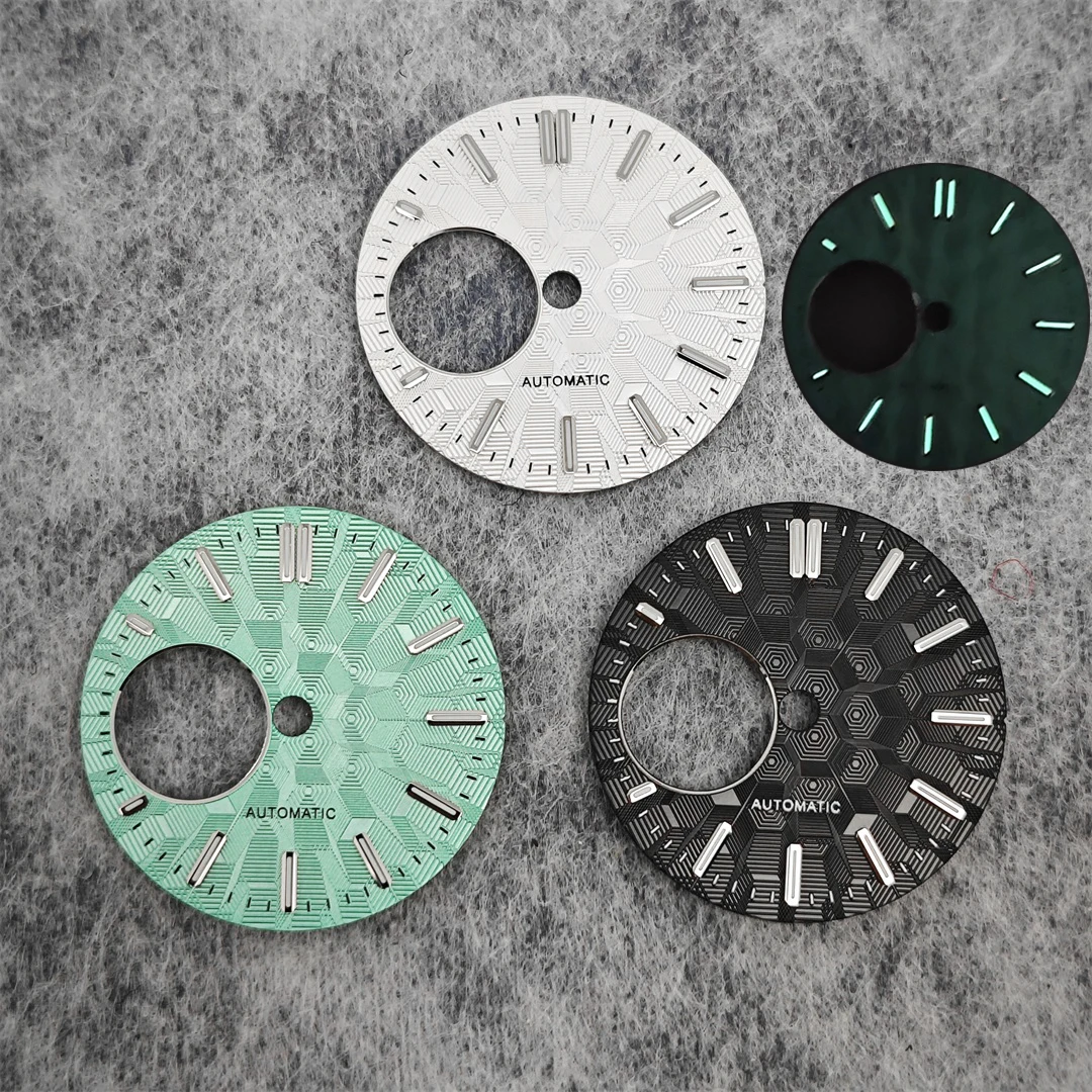 NH38 Watch Dial 28.5mm Hollow Dial Green Luminous Diving Watch Faces for NH38/NH34 Movement Modification Watch Accessories
NH38 Watch Dial 28.5mm Hollow Dial Green Luminous Diving Watch Faces for NH38/NH34 Movement Modification Watch Accessories