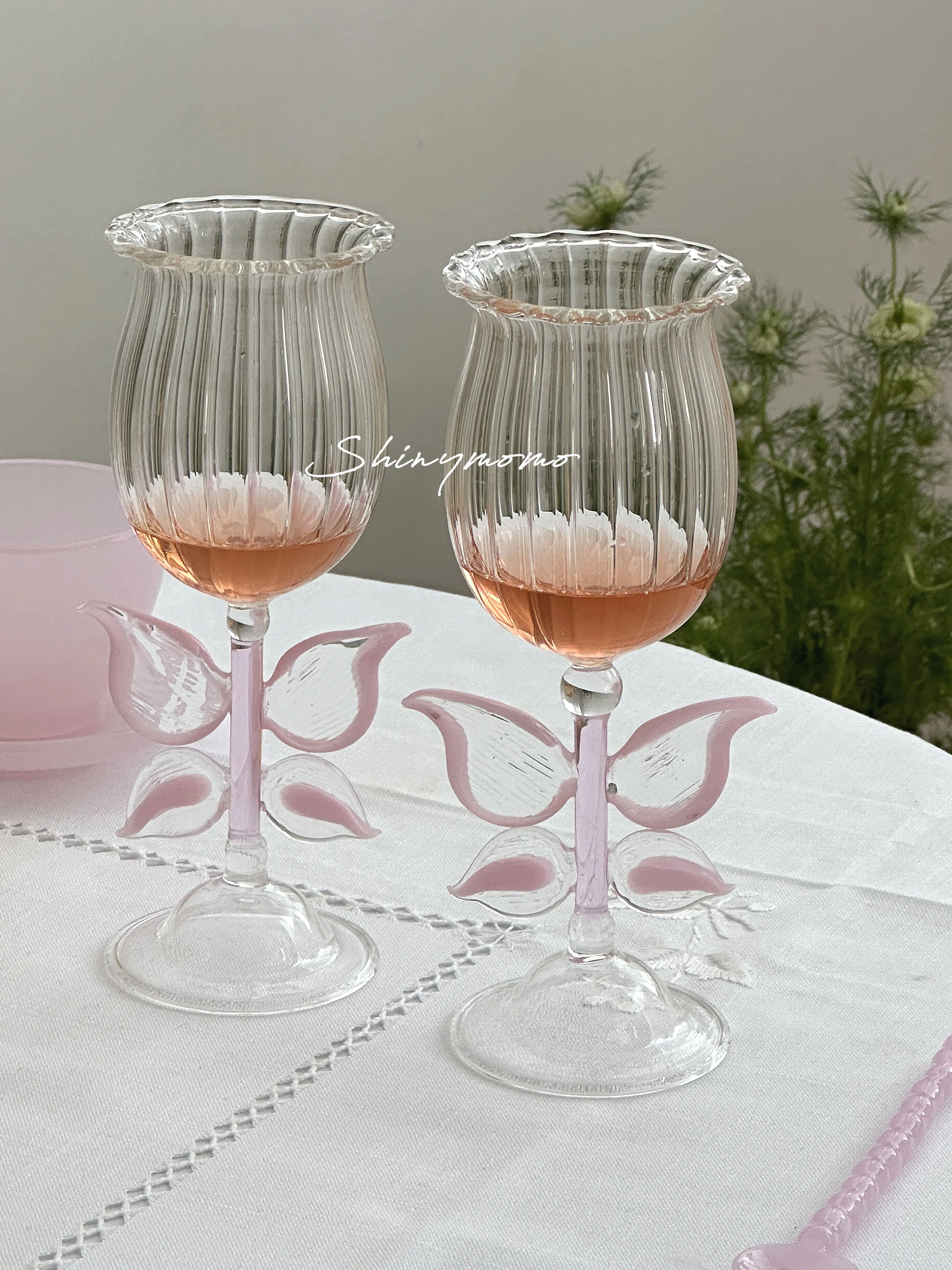 Creative Handmade Butterfly Glass Glass Glass Glass with Colorful Wings Korean Glass Lovely Gift Champagne Glass Wine Goblet
Creative Handmade Butterfly Glass Glass Glass Glass with Colorful Wings Korean Glass Lovely Gift Champagne Glass Wine Goblet