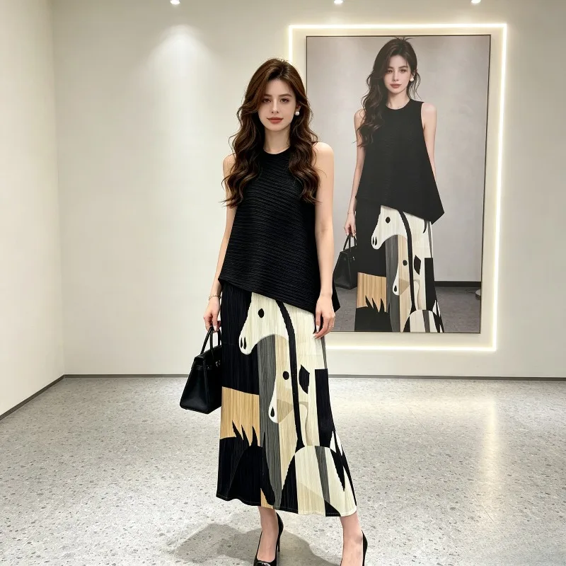 Miyake Pleated 2026 New Summer Abstract Horse Print Skirt Women Casual High Waist Straight Mid-Length Skirt Artistic Niche Pleat
Miyake Pleated 2026 New Summer Abstract Horse Print Skirt Women Casual High Waist Straight Mid-Length Skirt Artistic Niche Pleat