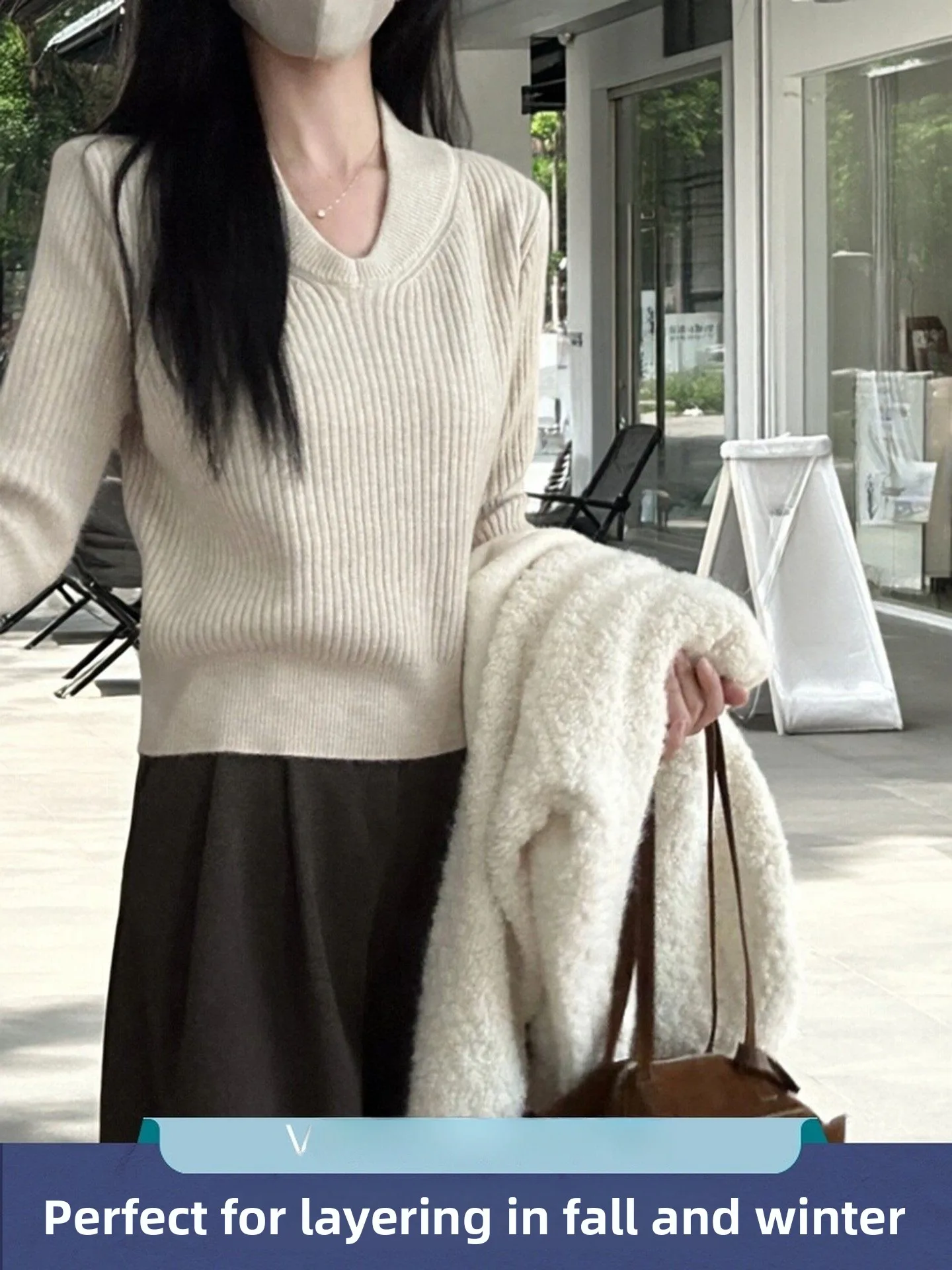 Women's Beige V-Neck Knitwear Base Layer Sweater 2025 New Autumn Winter Inner Wear Outer Wear Slim Fit Casual Knitted Top
Women's Beige V-Neck Knitwear Base Layer Sweater 2025 New Autumn Winter Inner Wear Outer Wear Slim Fit Casual Knitted Top