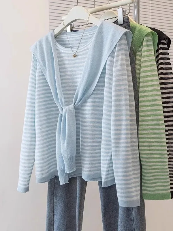 Light Blue Striped Thin Ice Silk Long Sleeve Women's T-shirt Spring New plus Size Fat MM Fake Two-Piece Shoulder Shawl Top
Light Blue Striped Thin Ice Silk Long Sleeve Women's T-shirt Spring New plus Size Fat MM Fake Two-Piece Shoulder Shawl Top