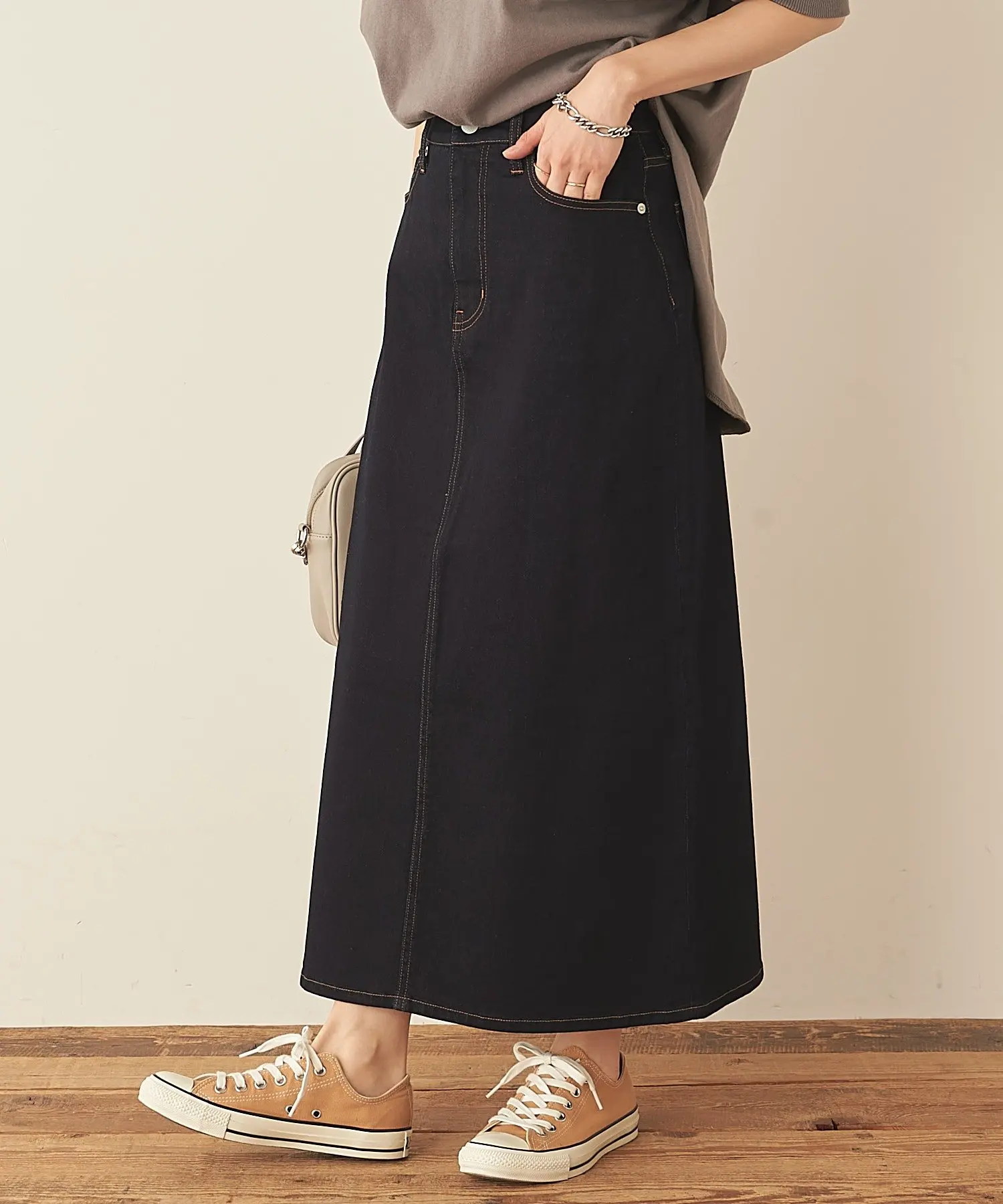 Spring 2026 High Waist Waed Denim f Skirt Versatile Slimming IENA Pure Color Casual Commute Date Cotton A-Line Skirt
Spring 2026 High Waist Waed Denim f Skirt Versatile Slimming IENA Pure Color Casual Commute Date Cotton A-Line Skirt