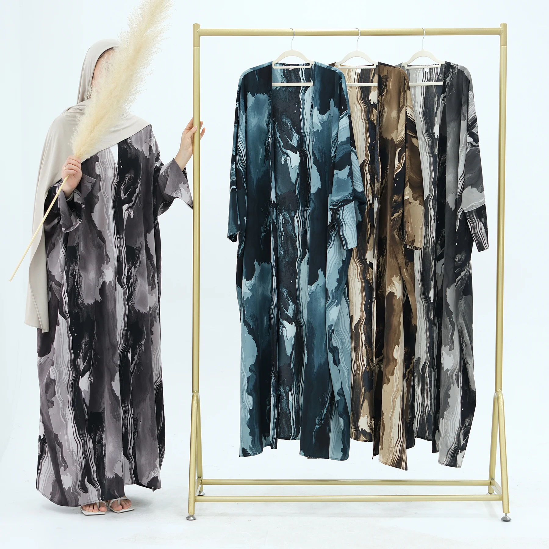 Marbel Print Chiffon Dubai Abaya, Summer Muslim Women Batwing Sleeves Open Abaya (No Scarf), Ramadan Eid Hijabi Islamic Outwear
Marbel Print Chiffon Dubai Abaya, Summer Muslim Women Batwing Sleeves Open Abaya (No Scarf), Ramadan Eid Hijabi Islamic Outwear