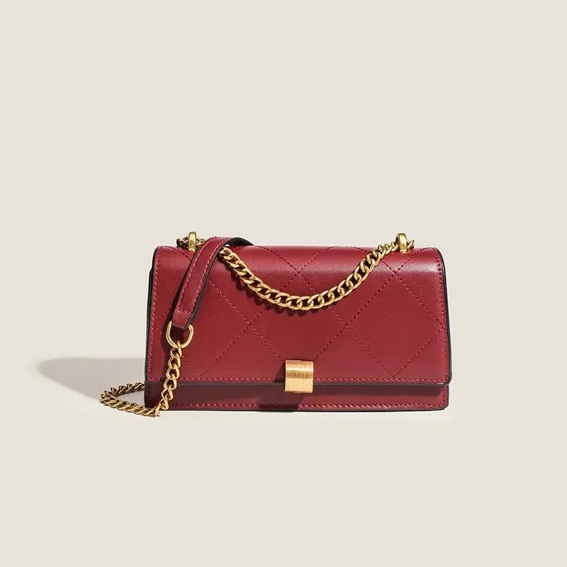Vintage Diamond Grid Shoulder Bag Versatile Texture PU Underarm Chain Crossbody Bag Spring Summer Fashion Small Square Bag
Vintage Diamond Grid Shoulder Bag Versatile Texture PU Underarm Chain Crossbody Bag Spring Summer Fashion Small Square Bag