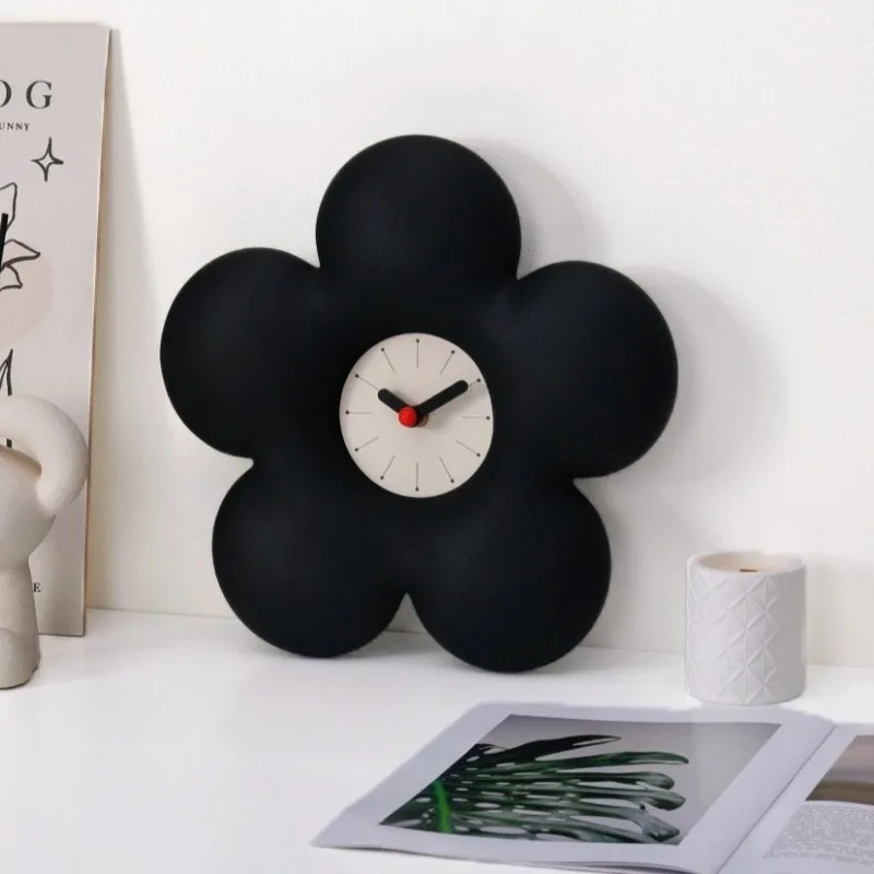 Silent Wall Clock Creative Resin Wall Clock Flowers Shape Hanging Clocks Modern Home Decoration Accessories for Living Room
Silent Wall Clock Creative Resin Wall Clock Flowers Shape Hanging Clocks Modern Home Decoration Accessories for Living Room