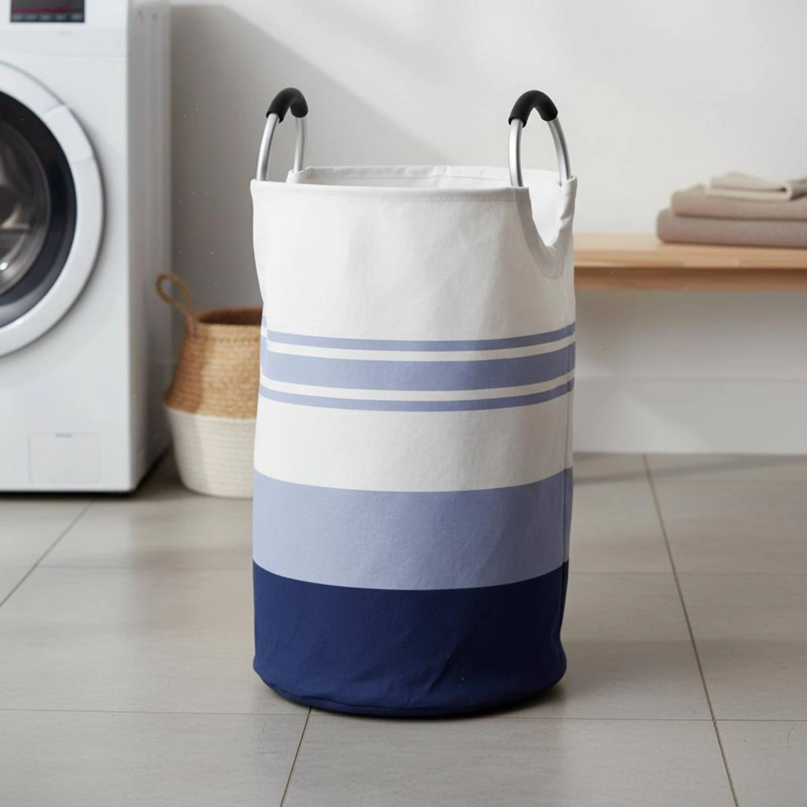 Cylindrical Laundry Basket Circular Handles Foldable Laundry Basket Foldable Washing Bin Space-Saving Household Storage
Cylindrical Laundry Basket Circular Handles Foldable Laundry Basket Foldable Washing Bin Space-Saving Household Storage