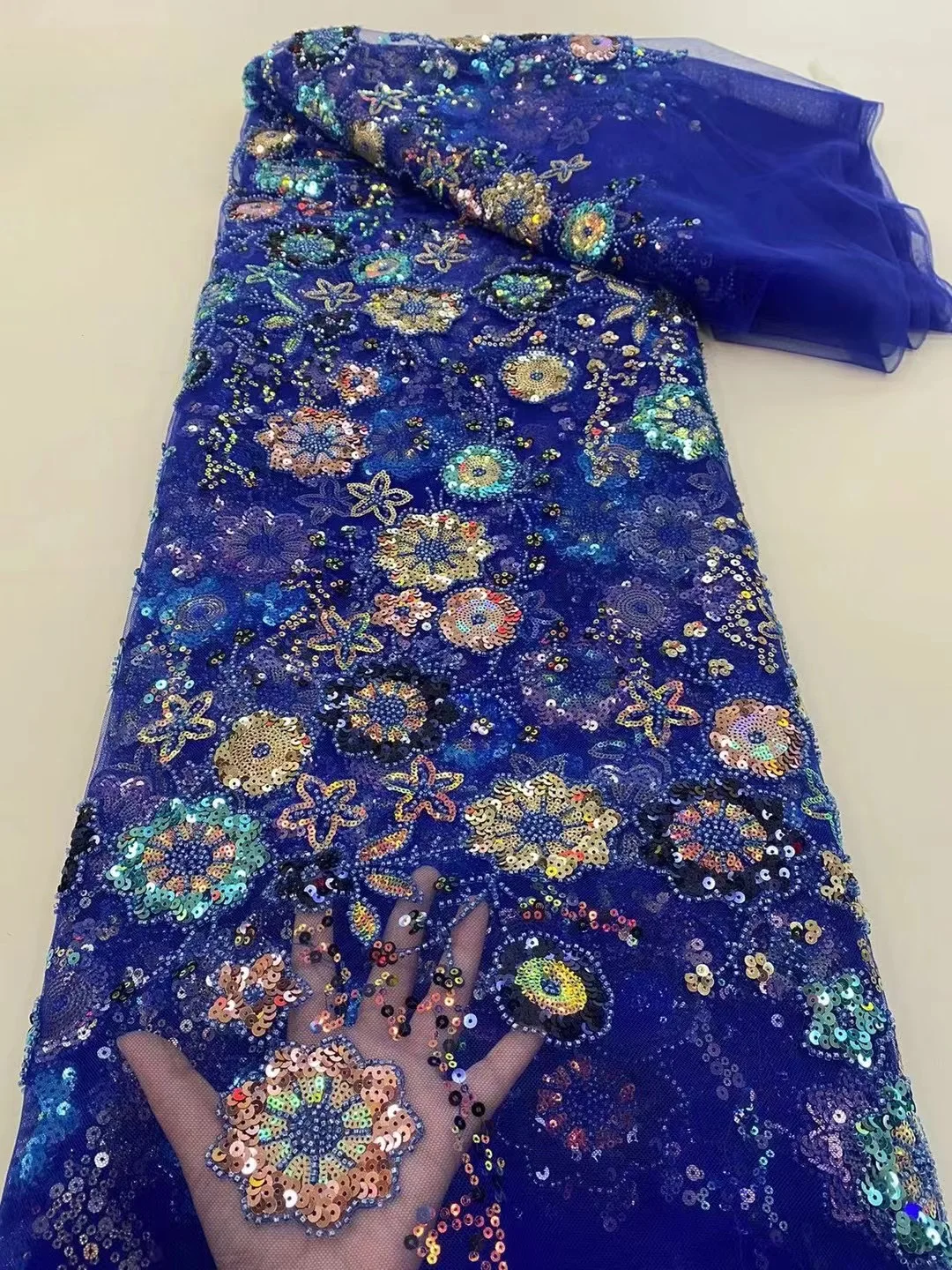 2022 Latest Colorful Butterfly Sequins Shining Lace Fabric African Net Tulle Mesh Fabric With Sequins For Wedding Party KXX22128
2022 Latest Colorful Butterfly Sequins Shining Lace Fabric African Net Tulle Mesh Fabric With Sequins For Wedding Party KXX22128