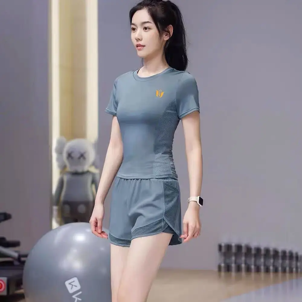 Cool Quick Dry Ice Silk Casual Sport Set Women Summer Thin Slim Short Sleeve Shorts Stylish Two Piece Set Nylon Fabric
Cool Quick Dry Ice Silk Casual Sport Set Women Summer Thin Slim Short Sleeve Shorts Stylish Two Piece Set Nylon Fabric