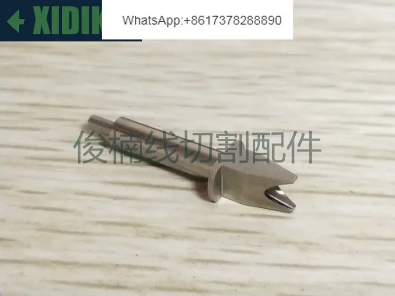Slow wire feed nozzle 200543722 stainless steel fork, pointed nozzle outlet
Slow wire feed nozzle 200543722 stainless steel fork, pointed nozzle outlet