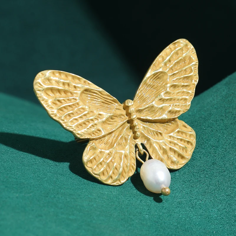Large Antique Gold Color Butterfly Rings Pearl Pendant Vintage Designer Women 2026 Nature Stone Jewelry Luxury Festival Party
Large Antique Gold Color Butterfly Rings Pearl Pendant Vintage Designer Women 2026 Nature Stone Jewelry Luxury Festival Party