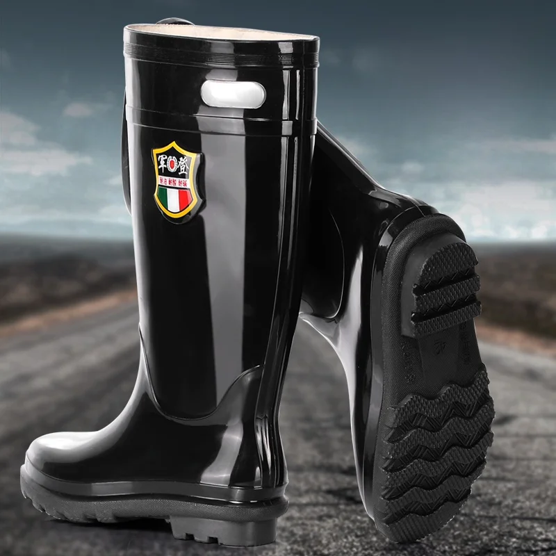 Thiened Double Layer Cloth High Tube Rain Boots Bla Reflective Mark Kitchen Chef Water Boots Labor Protection Water oes
Thiened Double Layer Cloth High Tube Rain Boots Bla Reflective Mark Kitchen Chef Water Boots Labor Protection Water oes