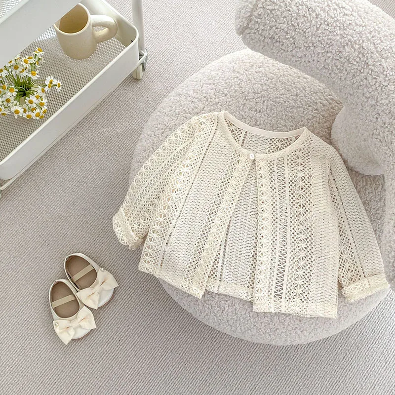 MILANCEL New Summer Baby Sunscreen Shirt 0-3T Toddler Cute Hollow Out Lace Cardigan Infant Outwear
MILANCEL New Summer Baby Sunscreen Shirt 0-3T Toddler Cute Hollow Out Lace Cardigan Infant Outwear