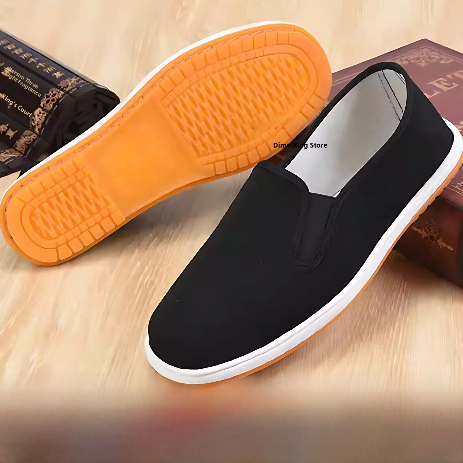 Handmade Canvas Shoes Men's Style Thousand Layer Sole Breathable Soft Anti-Slip Beijing Old Man Casual Shoes Wear Resistant
Handmade Canvas Shoes Men's Style Thousand Layer Sole Breathable Soft Anti-Slip Beijing Old Man Casual Shoes Wear Resistant