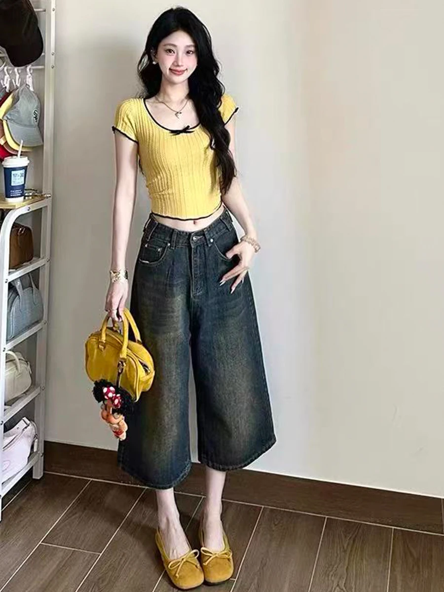 plus Size High Waist Straight Leg Denim Shorts Women's Summer American Style Loose Wide Leg Pants Slimming Effect
plus Size High Waist Straight Leg Denim Shorts Women's Summer American Style Loose Wide Leg Pants Slimming Effect