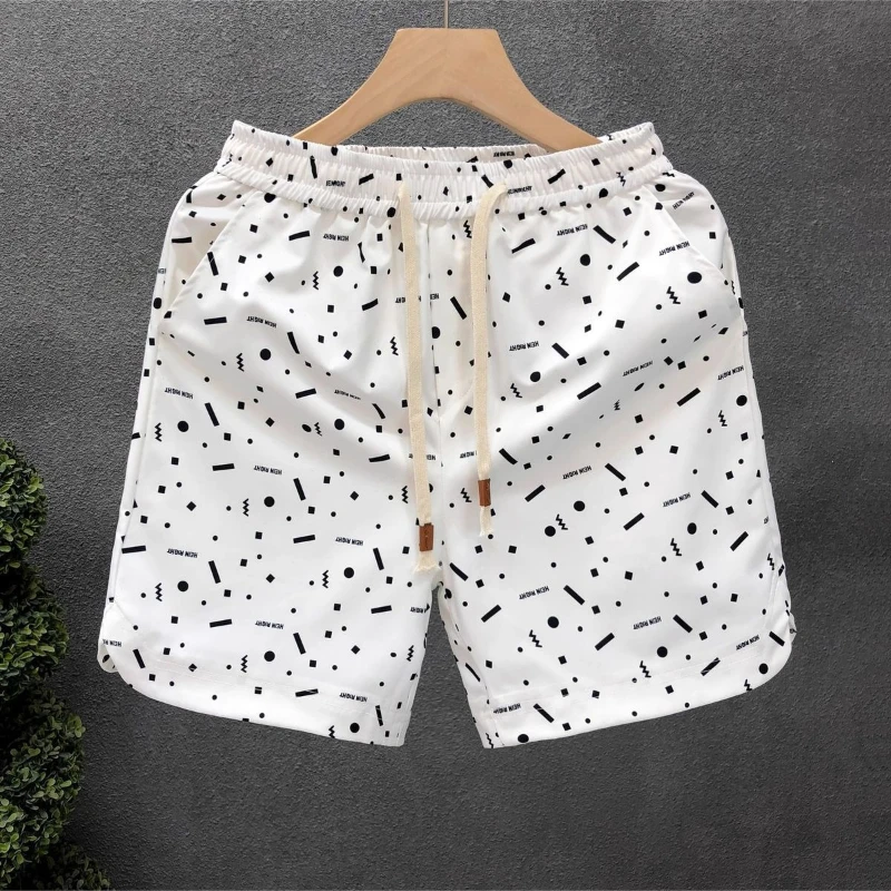 Men Sporty Thin Shorts Summer New Lightweight Trendy with Heat Printing Personality Design Versatile European Fashion Style
Men Sporty Thin Shorts Summer New Lightweight Trendy with Heat Printing Personality Design Versatile European Fashion Style