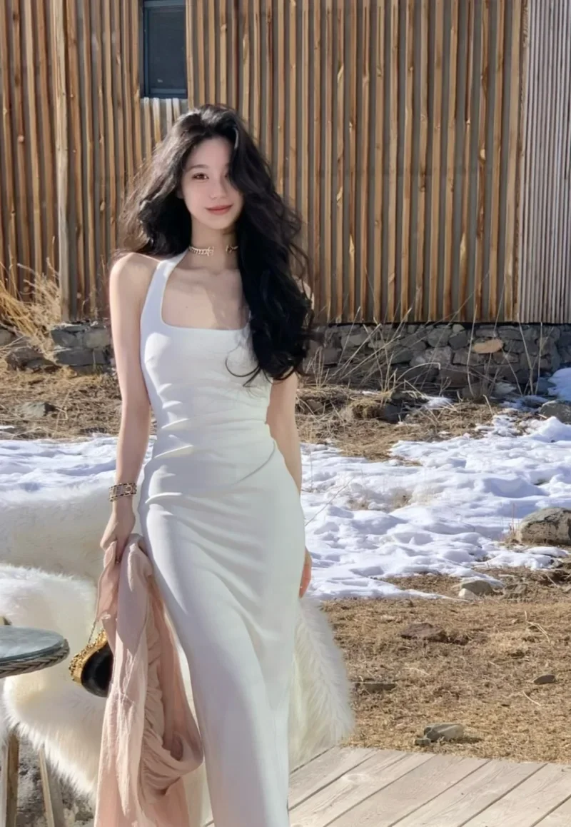 Elegant Chic White Pleated Sleeveless Midi Dresses for Women 2024 Vintage Evening Party Casual Bodycon Robe Female Clothing New
Elegant Chic White Pleated Sleeveless Midi Dresses for Women 2024 Vintage Evening Party Casual Bodycon Robe Female Clothing New