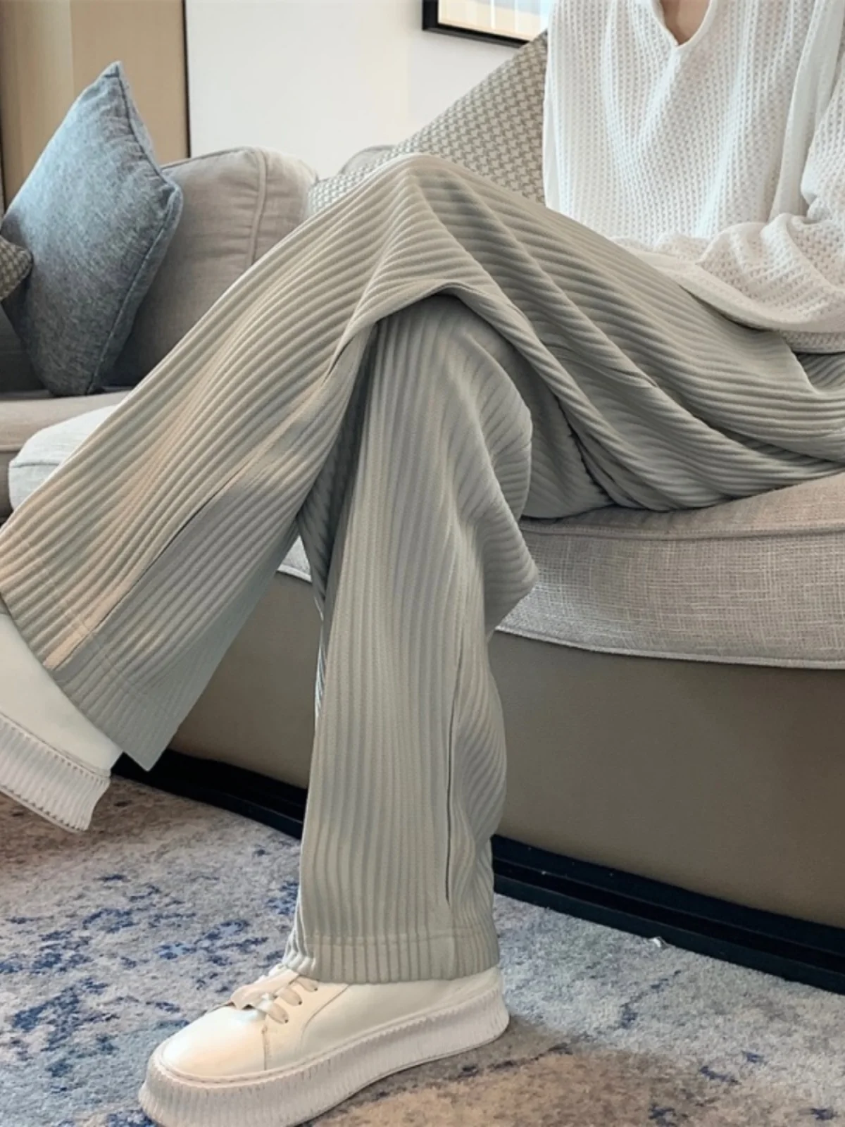 Men's Ice Silk Straight Leg Pants High Waist Loose Fit Striped Casual Long Trousers Faionable Korean Sle Summer Wear
Men's Ice Silk Straight Leg Pants High Waist Loose Fit Striped Casual Long Trousers Faionable Korean Sle Summer Wear