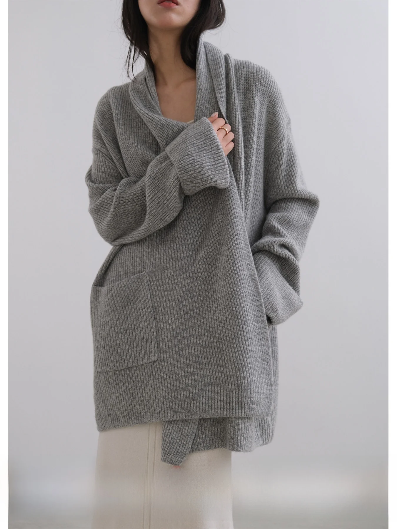 VG Corridor Autumn Winter Aosphere God's Woolen Knitted Wrap Ne Lazy Sle Cardigan Sweater Women's Loose Fit Long Sve...
VG Corridor Autumn Winter Aosphere God's Woolen Knitted Wrap Ne Lazy Sle Cardigan Sweater Women's Loose Fit Long Sve...