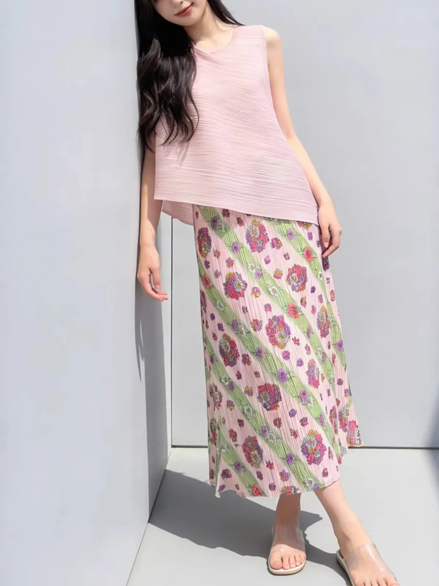 Artistic Pleated Straight Cut Printed Half Skirt Women's Fashionable Versatile Spring Summer Polyester High Elasticity
Artistic Pleated Straight Cut Printed Half Skirt Women's Fashionable Versatile Spring Summer Polyester High Elasticity