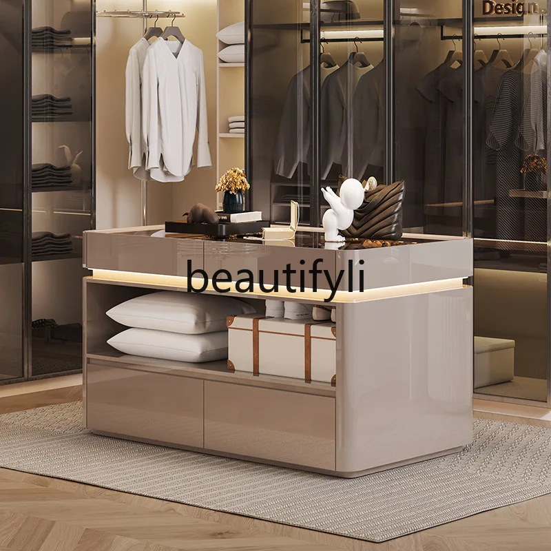 Italian Style Light Luxury Cloakroom Center Island Cabinet Storage Cabinet Modern Minimalist Jewelry Display Cabinet
Italian Style Light Luxury Cloakroom Center Island Cabinet Storage Cabinet Modern Minimalist Jewelry Display Cabinet
