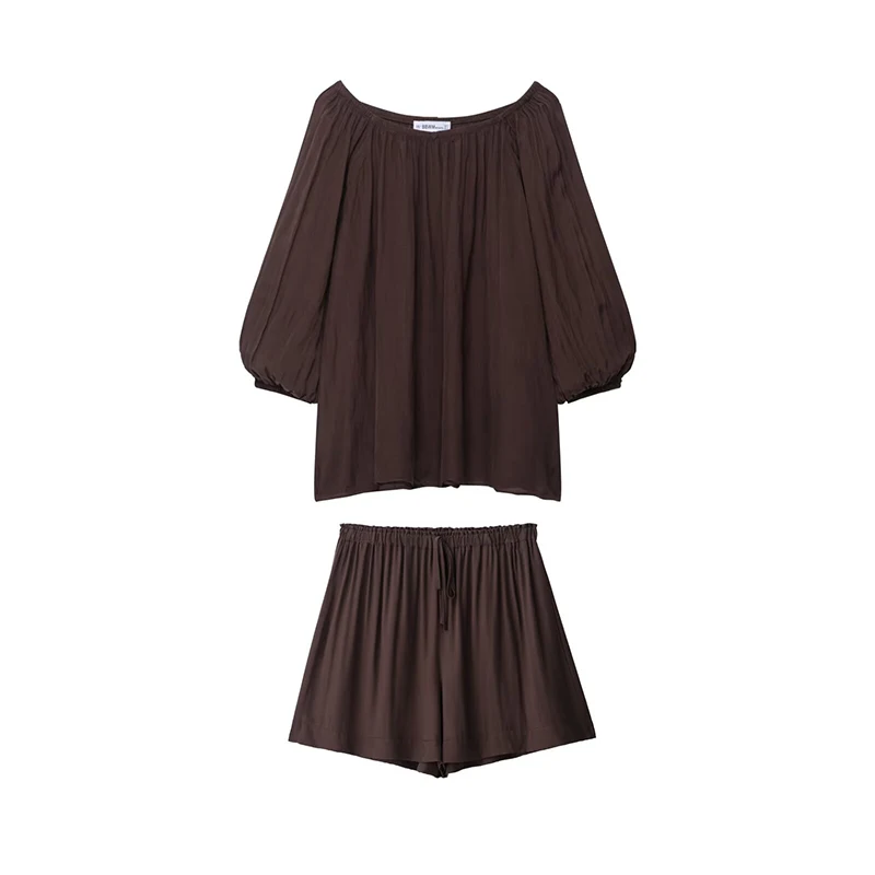 RAFZNB Lace-up Mid Waist Casual Shorts Sets for Women 2 Pieces Fashion Loose Off Shoulder Tops Two Piece Set Women Outfits
RAFZNB Lace-up Mid Waist Casual Shorts Sets for Women 2 Pieces Fashion Loose Off Shoulder Tops Two Piece Set Women Outfits