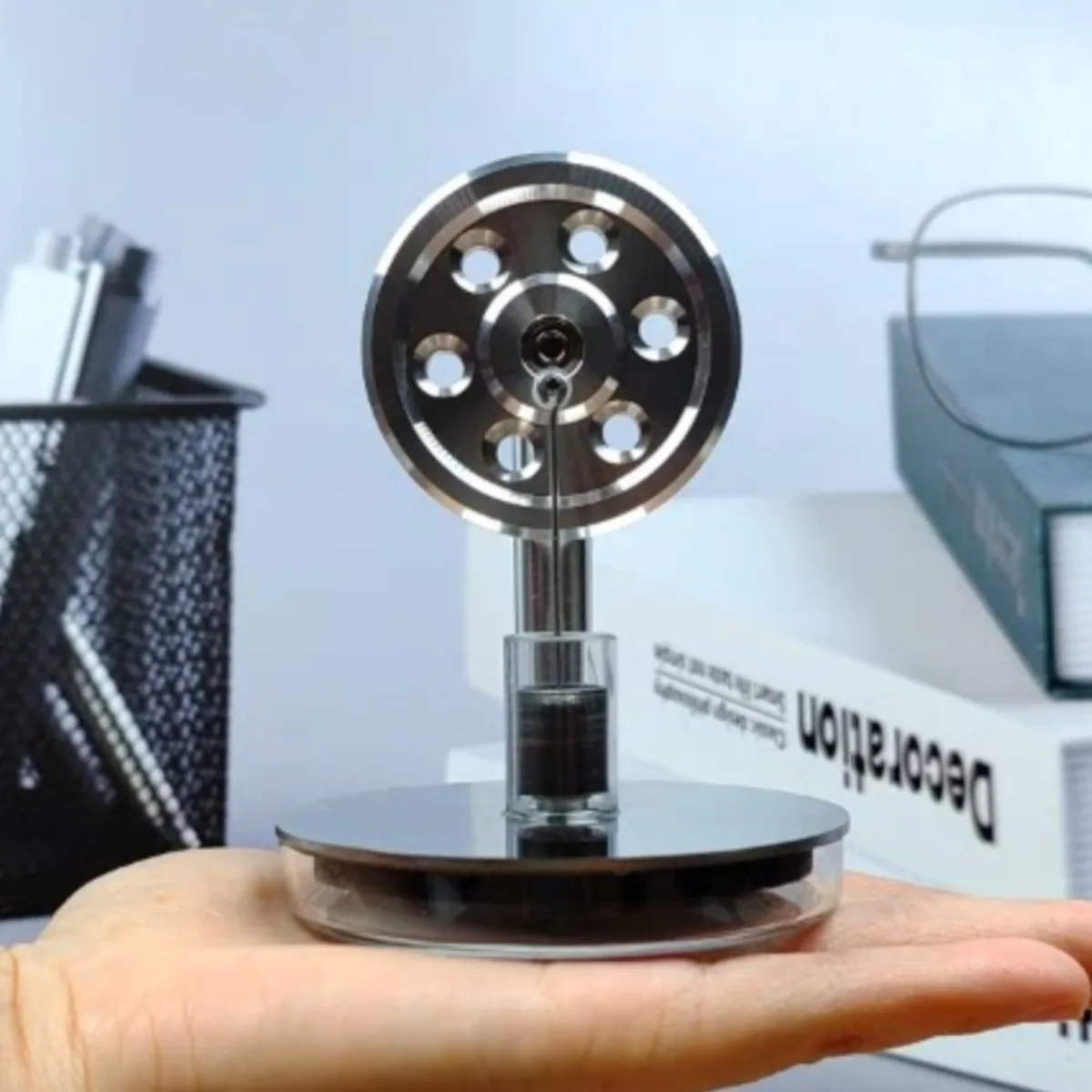 Low Temperature Differential Stirling Engine Model Steam Power Physics Experiment Teaching Aid Novel Unique Toy Gift
Low Temperature Differential Stirling Engine Model Steam Power Physics Experiment Teaching Aid Novel Unique Toy Gift