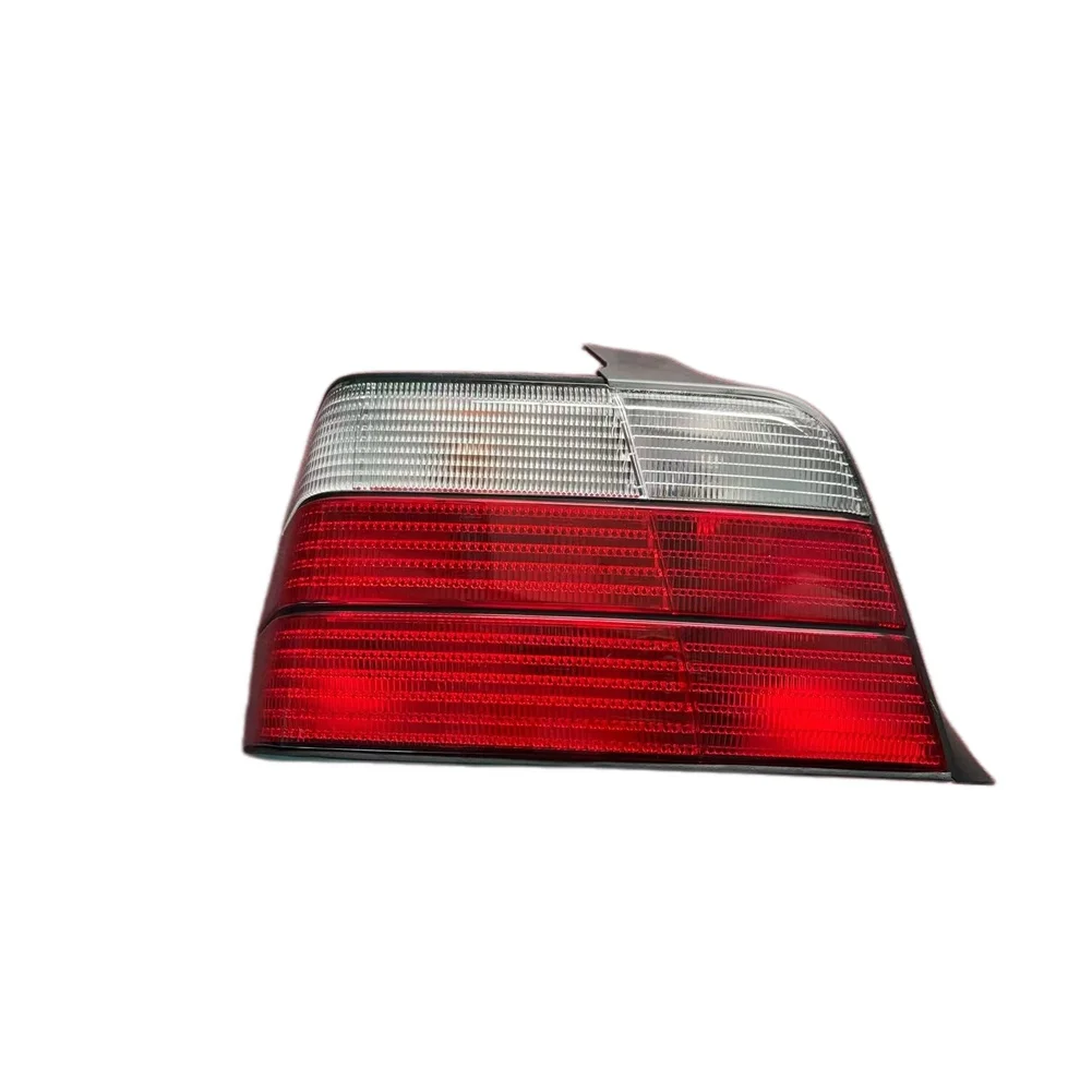 Tail Light Red Yellow Plastic Turn Signal For BMW 3 Series E36 1992 1998 Replace OE 63211393431 63211393432 Left Right Side
Tail Light Red Yellow Plastic Turn Signal For BMW 3 Series E36 1992 1998 Replace OE 63211393431 63211393432 Left Right Side