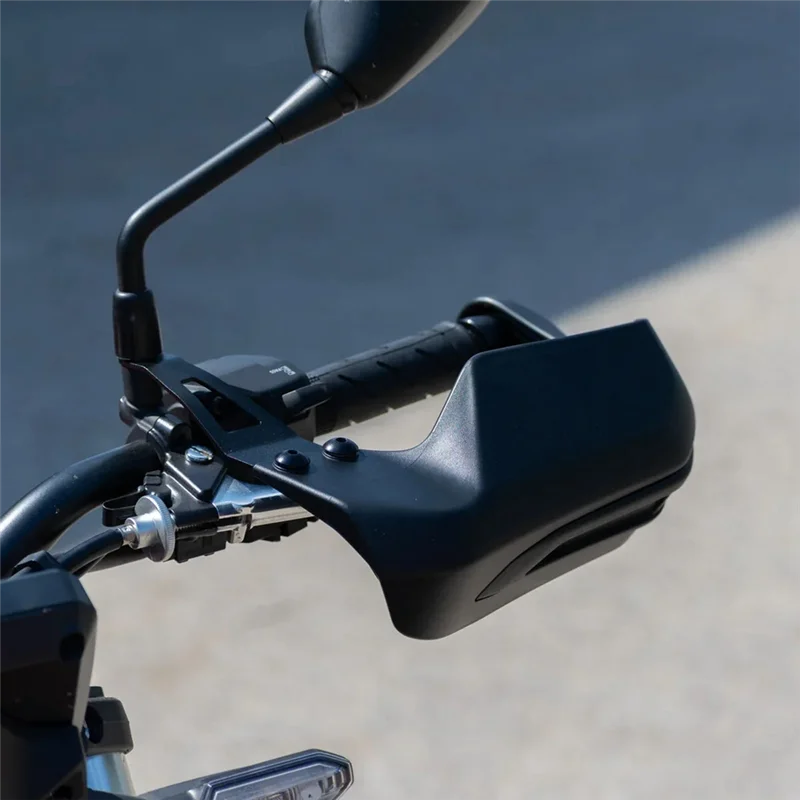 Windshield Protective Shield Handguards For Honda CB1000 Hornet SP 2025 Motorcycle Accessories 
Windshield Protective Shield Handguards For Honda CB1000 Hornet SP 2025 Motorcycle Accessories