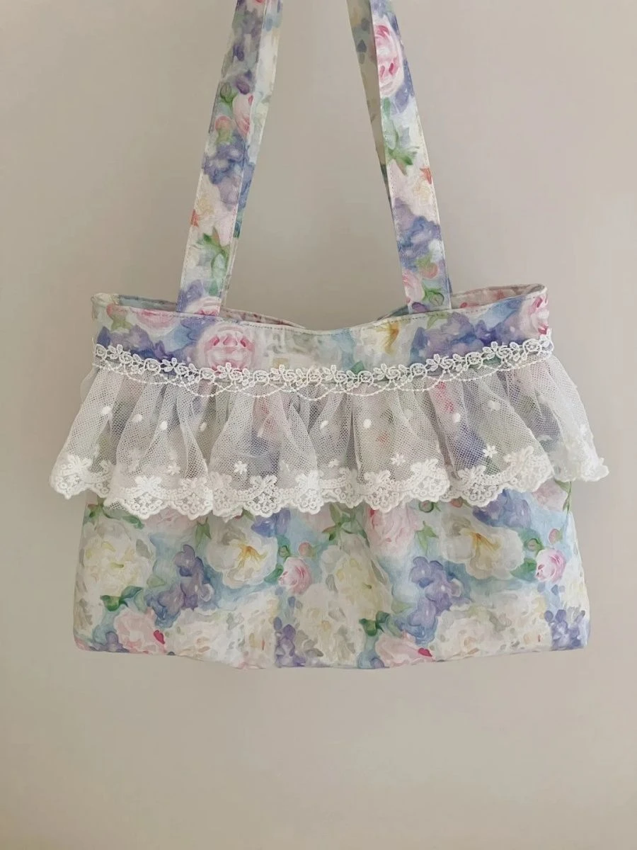 2025 Summer Lace Sweet Flower Print Underarm Bag Women Large Capacity Fairy Handbags Y2k Aesthetic Kawaii Chic Shoulder Bags
2025 Summer Lace Sweet Flower Print Underarm Bag Women Large Capacity Fairy Handbags Y2k Aesthetic Kawaii Chic Shoulder Bags
