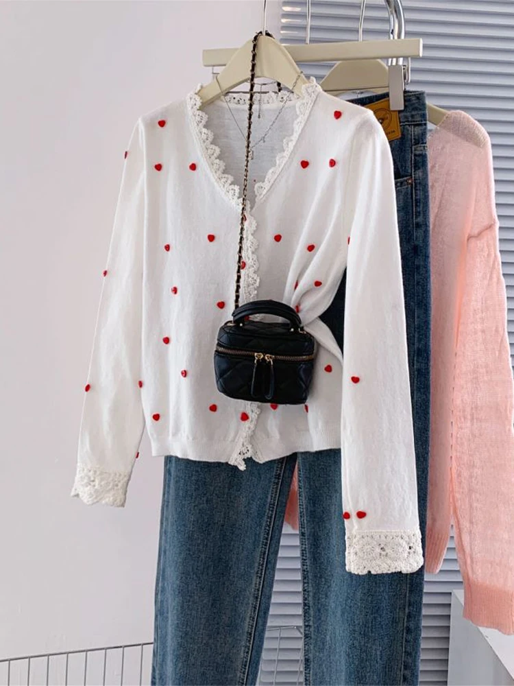 Women White Lace Cardigan Cashmere Sweater Harajuku Korean Y2k Long Sleeves V-Neck Sweaters Jumper Vintage 2000s Clothes Autumn
Women White Lace Cardigan Cashmere Sweater Harajuku Korean Y2k Long Sleeves V-Neck Sweaters Jumper Vintage 2000s Clothes Autumn