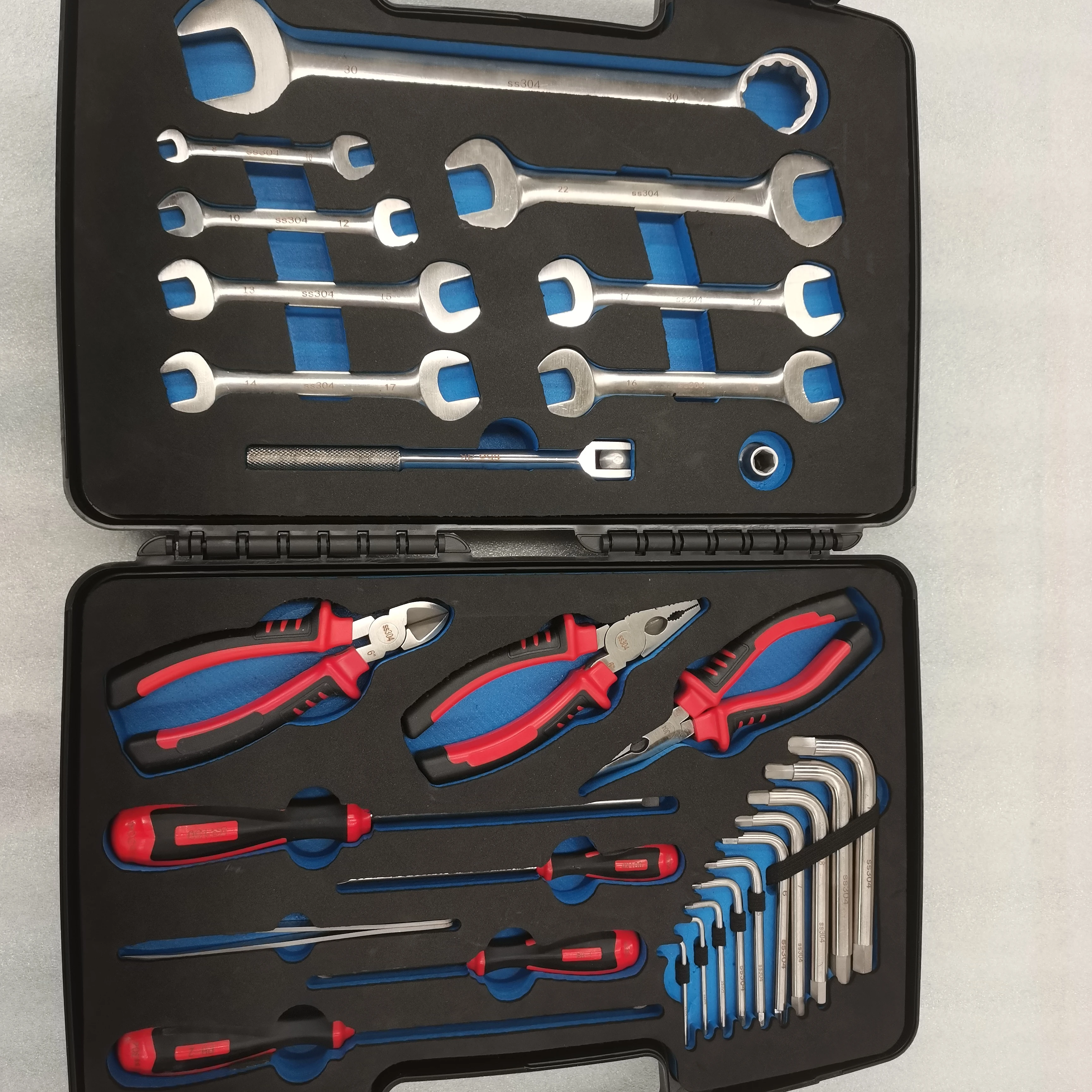 28pcs Customized OEM Stainless Steel Tools Set Hand-Power Source Various Fields Hard Case Package
28pcs Customized OEM Stainless Steel Tools Set Hand-Power Source Various Fields Hard Case Package