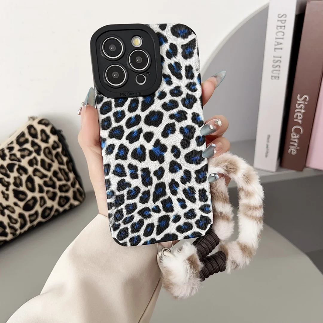 Winter Leopard Print Phone Chain Case For iPhone 17 16 15 14 13 11 12 Pro Max Plus XS Cute Plush Lanyard Hanging Rope Cover
Winter Leopard Print Phone Chain Case For iPhone 17 16 15 14 13 11 12 Pro Max Plus XS Cute Plush Lanyard Hanging Rope Cover