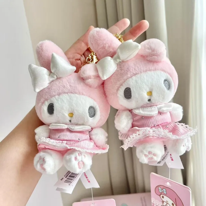 Sanrio бабочка серии MY Melody плюшевый брелок розовая юбка крылья бабочки сладкая сумка для пианино кулон милая мелодия плюшевая игрушка в подарок
Sanrio бабочка серии MY Melody плюшевый брелок розовая юбка крылья бабочки сладкая сумка для пианино кулон милая мелодия плюшевая игрушка в подарок