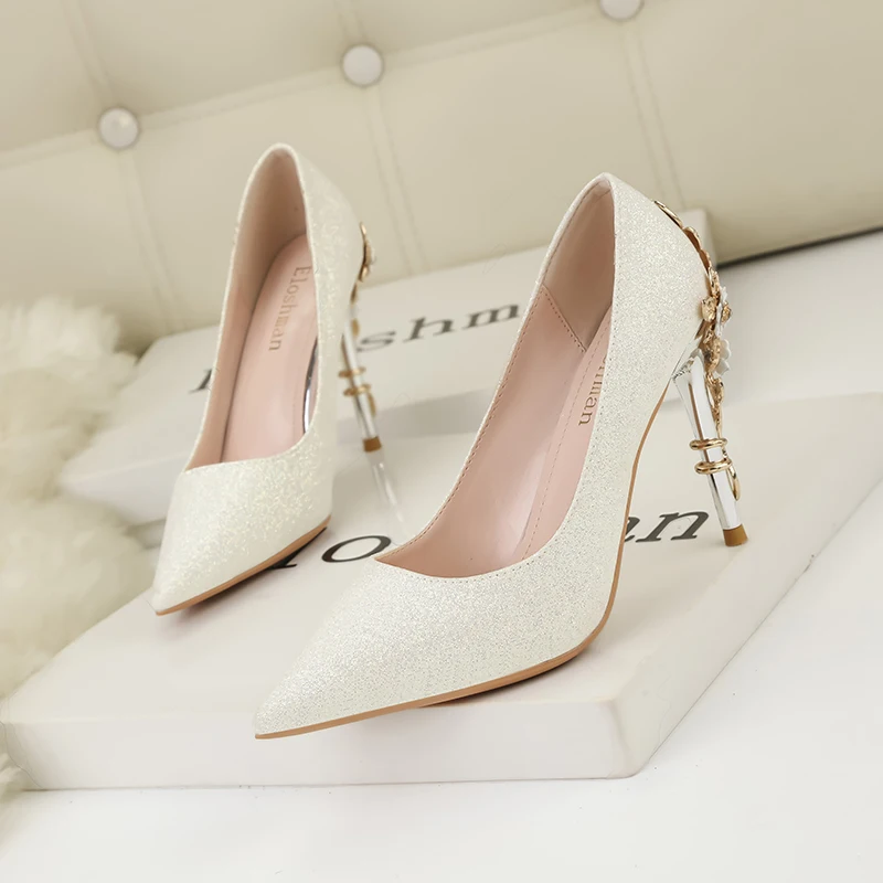 2024 NEW High Heels Women Shoes Metal Color Decorative Pattern Heels Female Party Wedding Pumps Fashion Zapatos De Mujer Summer
2024 NEW High Heels Women Shoes Metal Color Decorative Pattern Heels Female Party Wedding Pumps Fashion Zapatos De Mujer Summer