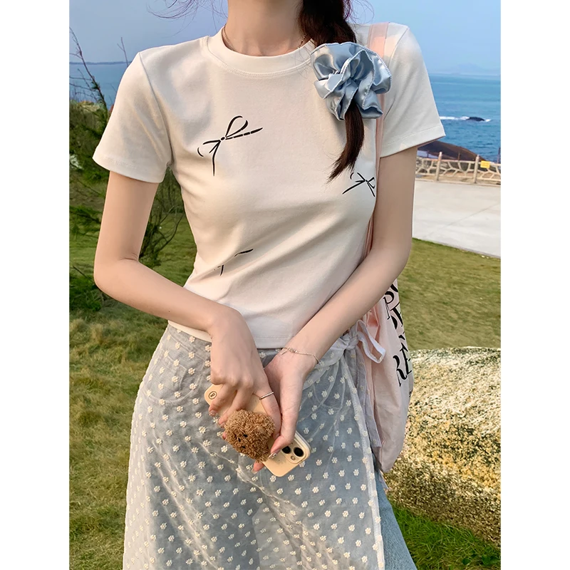 T-shirt Summer Bow Tie Solid Woman' Tops Women's Cotton Korean Popular Clothes Short Sleeve Loose Tops Shirts Popular Women
T-shirt Summer Bow Tie Solid Woman' Tops Women's Cotton Korean Popular Clothes Short Sleeve Loose Tops Shirts Popular Women