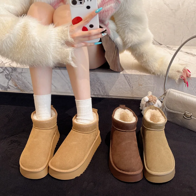 Women's Winter Thick Bottom Platform Snow Boots 2025 New Style Waterproof Short Heightening Cotton Shoes Warm Fleece Lined Br...
Women's Winter Thick Bottom Platform Snow Boots 2025 New Style Waterproof Short Heightening Cotton Shoes Warm Fleece Lined Br...