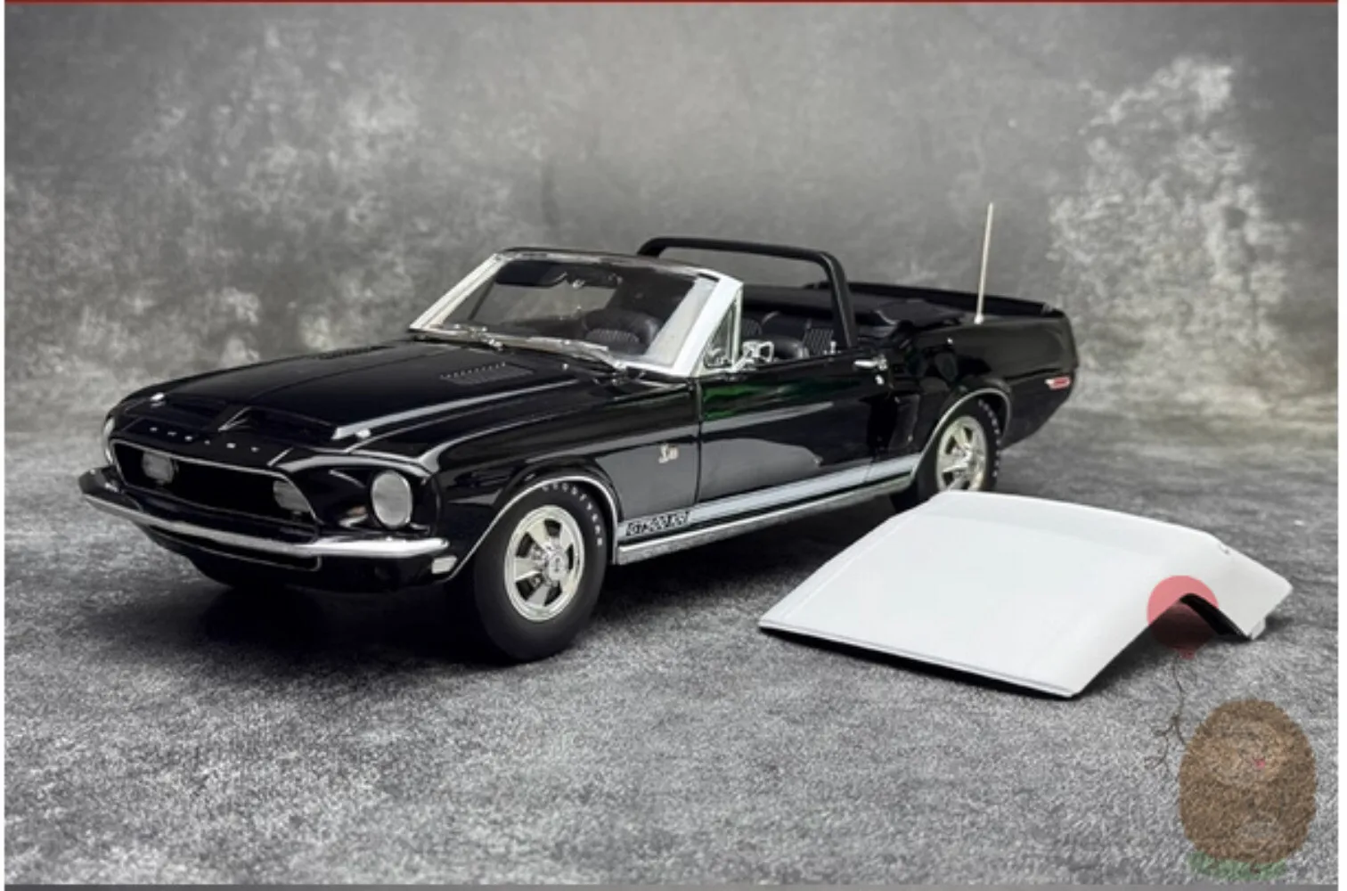 ACME 1/18 Ford Shelby GT500 KR 1968 Muscle Car Model Alloy Diecast Display Gifts
ACME 1/18 Ford Shelby GT500 KR 1968 Muscle Car Model Alloy Diecast Display Gifts