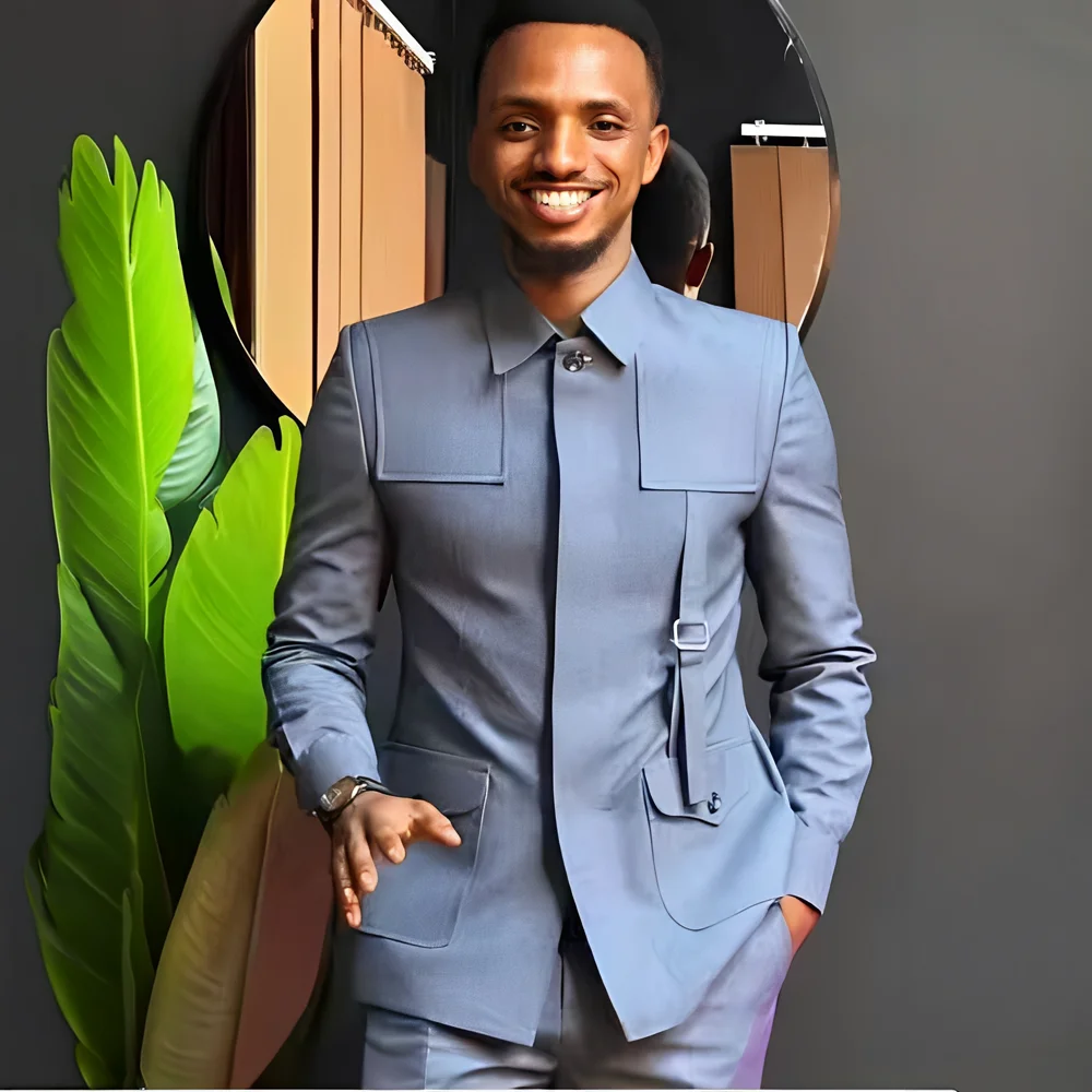 African-Style Men's Suit — 2-Piece Tailored Tuxedo for Weddings, Grooms, Parties, and Formal Dinners
African-Style Men's Suit — 2-Piece Tailored Tuxedo for Weddings, Grooms, Parties, and Formal Dinners