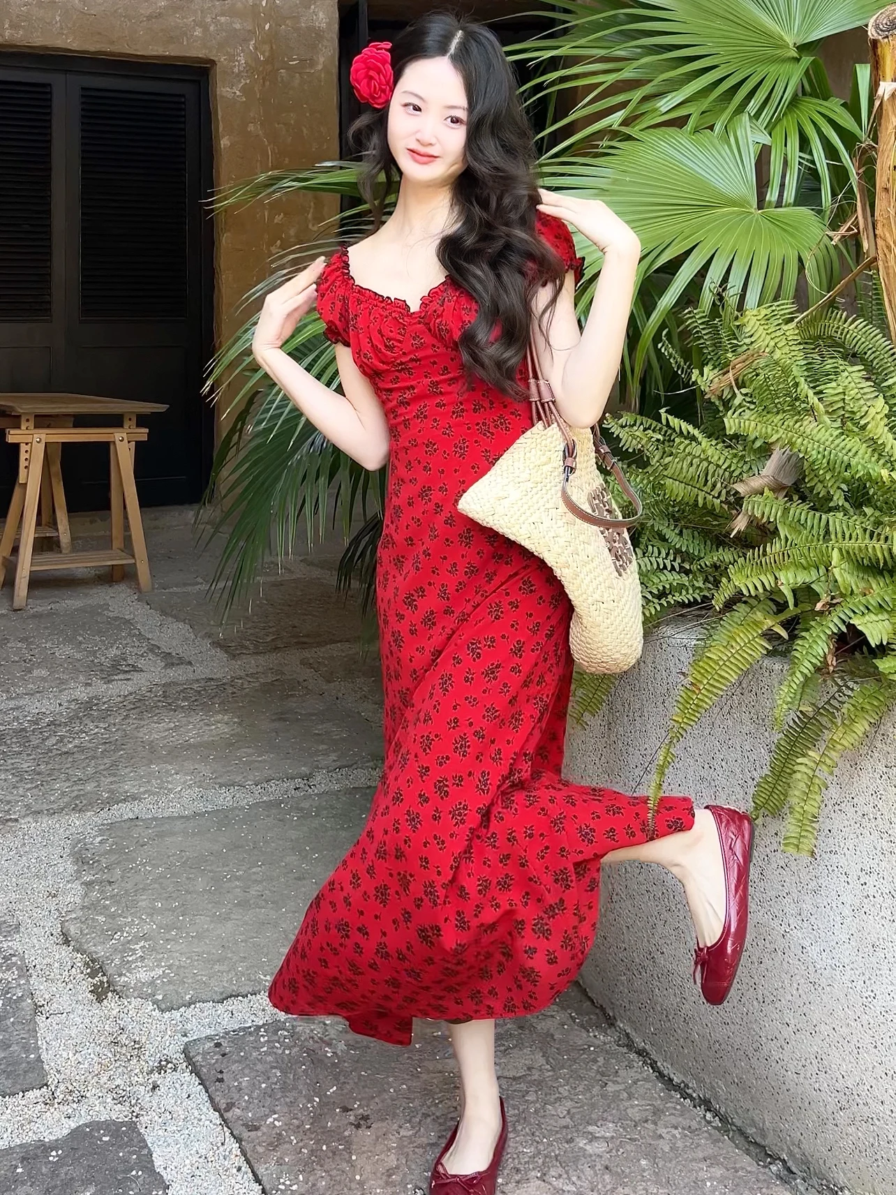 Joey Si Sicily Red Rose Floral Tailored Dress Square Collar Waist Cinched Long Dress Elegant Red Polka Dot Women's Gown
Joey Si Sicily Red Rose Floral Tailored Dress Square Collar Waist Cinched Long Dress Elegant Red Polka Dot Women's Gown