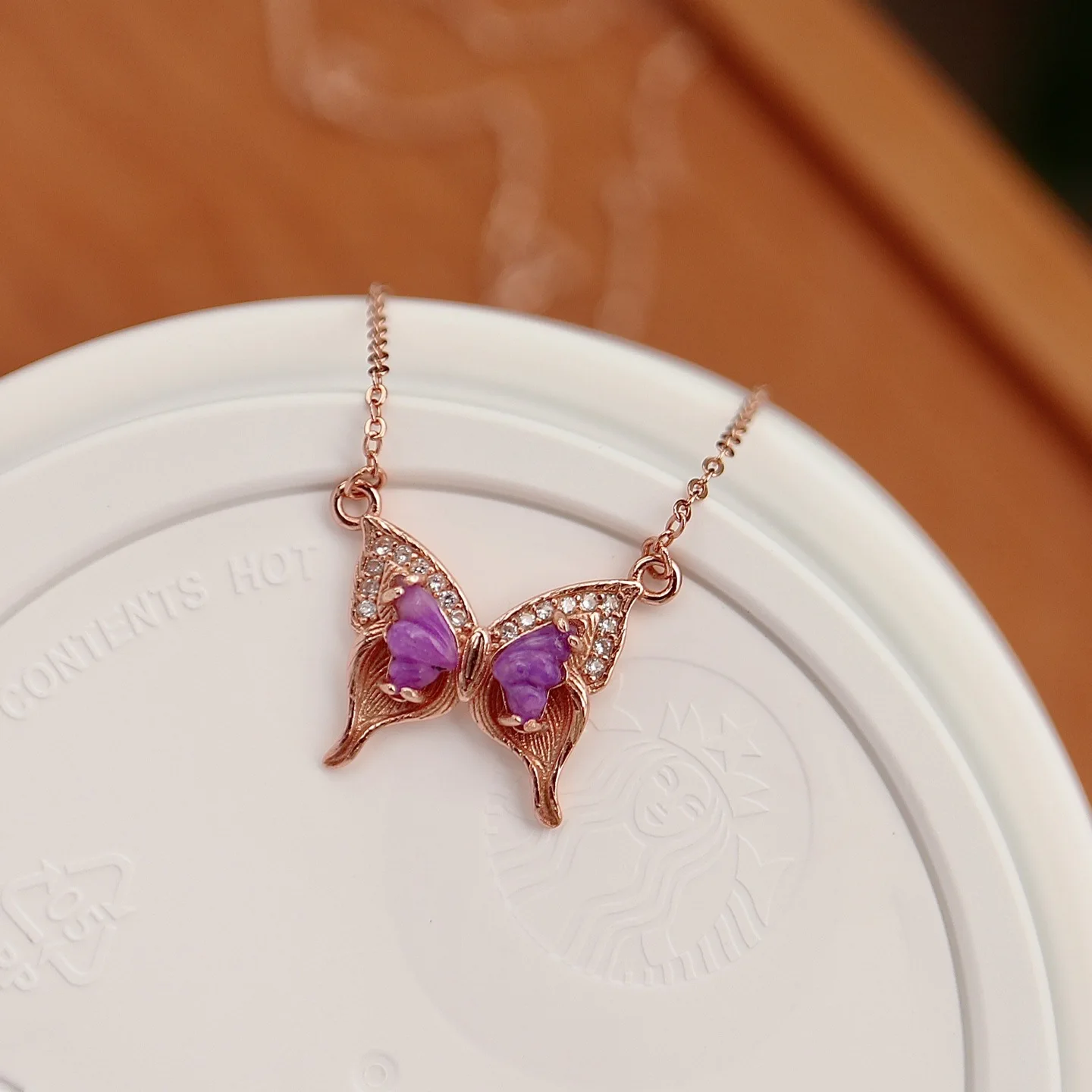 Natural South African Shujulai Necklace Dream Butterfly Pendant S925 Sterling Silver Plated 18k Real Gold Clavicle Chain
Natural South African Shujulai Necklace Dream Butterfly Pendant S925 Sterling Silver Plated 18k Real Gold Clavicle Chain