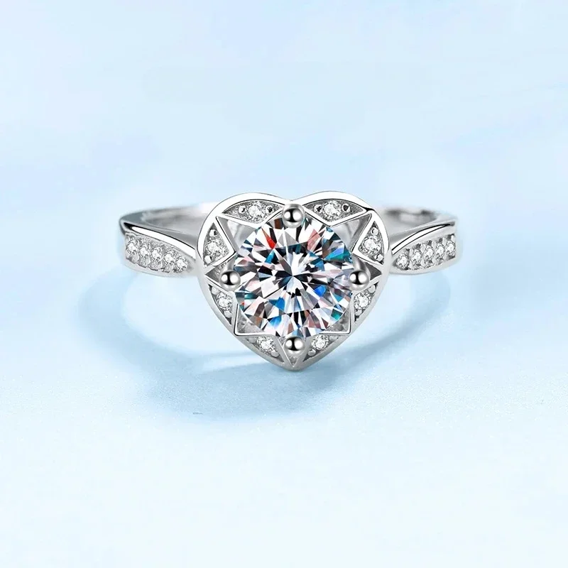 Fine Jewelry Star's Wish 18K White Gold VVS1 D Color 1 Carat Round Sparkling Moissanite Diamond Love Wedding Rings for Women
Fine Jewelry Star's Wish 18K White Gold VVS1 D Color 1 Carat Round Sparkling Moissanite Diamond Love Wedding Rings for Women