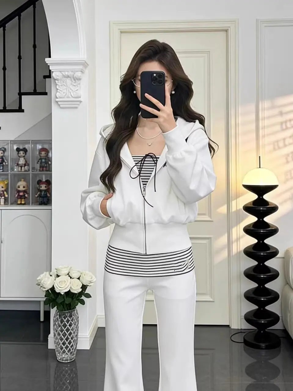 White Zipper Waist-Cinching Hoodie Set Women's Fashion Slimming High-Waist Spring Collection Comfortable Breathable Casual Wear
White Zipper Waist-Cinching Hoodie Set Women's Fashion Slimming High-Waist Spring Collection Comfortable Breathable Casual Wear
